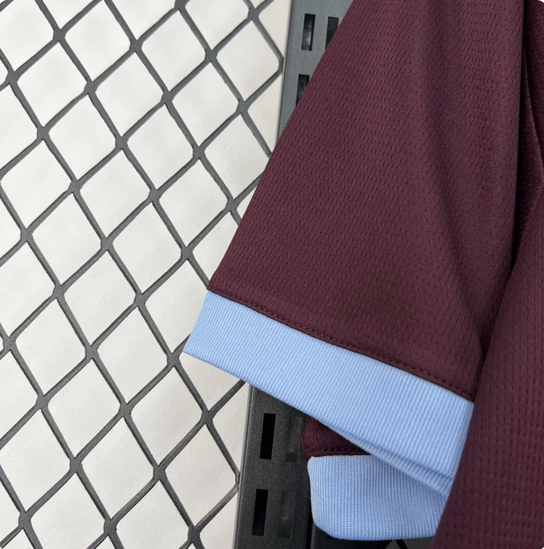 Aston Villa Domicile 2026/2027