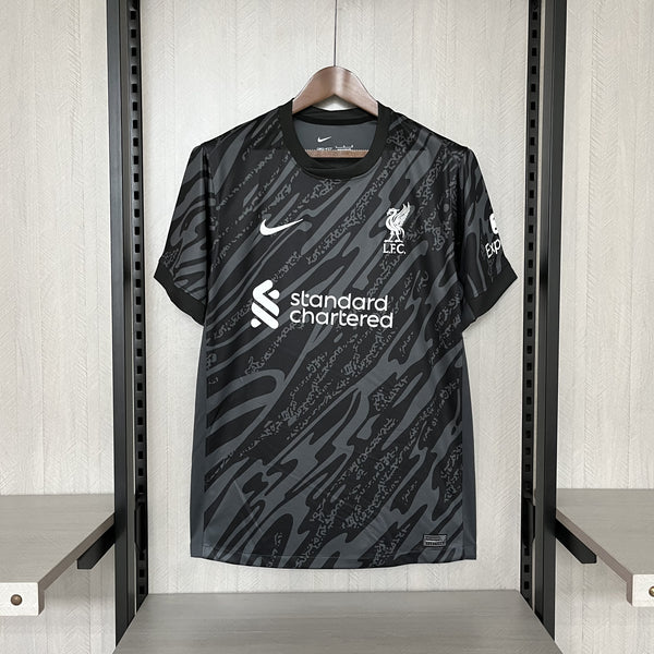 Liverpool Goalkeeper Domicile 2024/2025