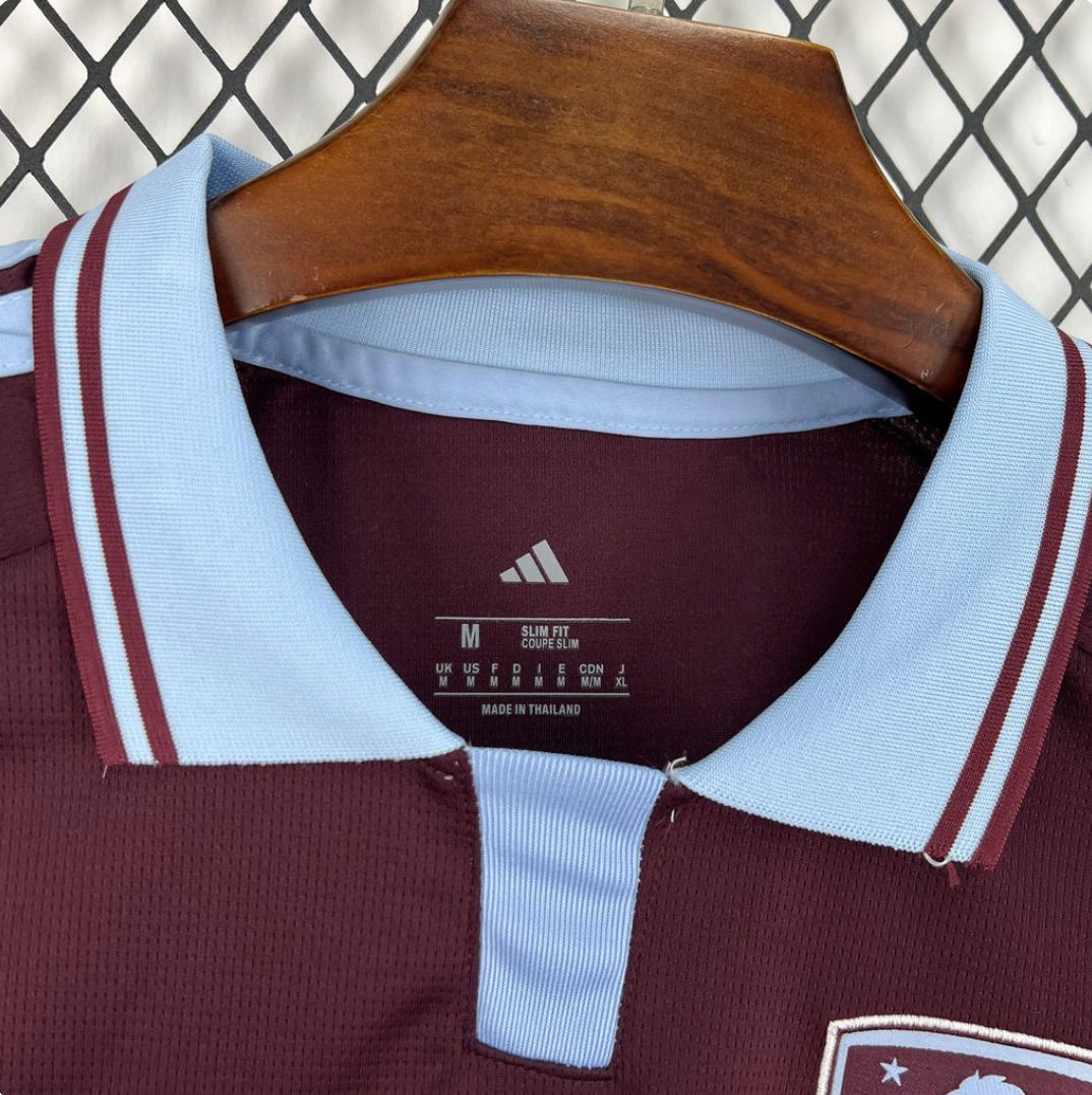 Aston Villa Domicile 2026/2027