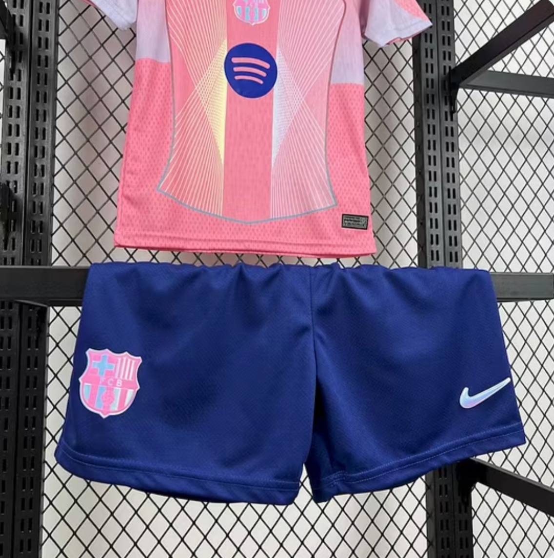 Kit Enfant FC Barcelone Rose 2026/2027