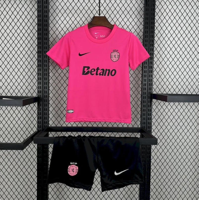 Kit Enfant Sporting FC Concept Rose 2027