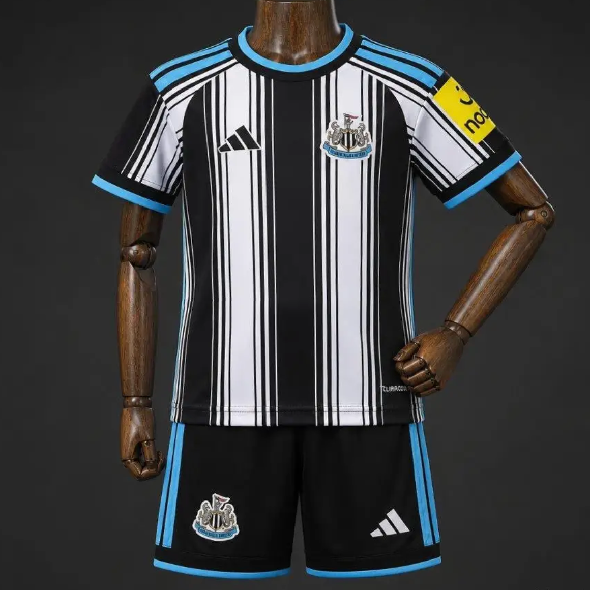 Kit Enfant Newcastle Domicile 2026/2027